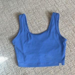 athleisure cropped tank!! size medium